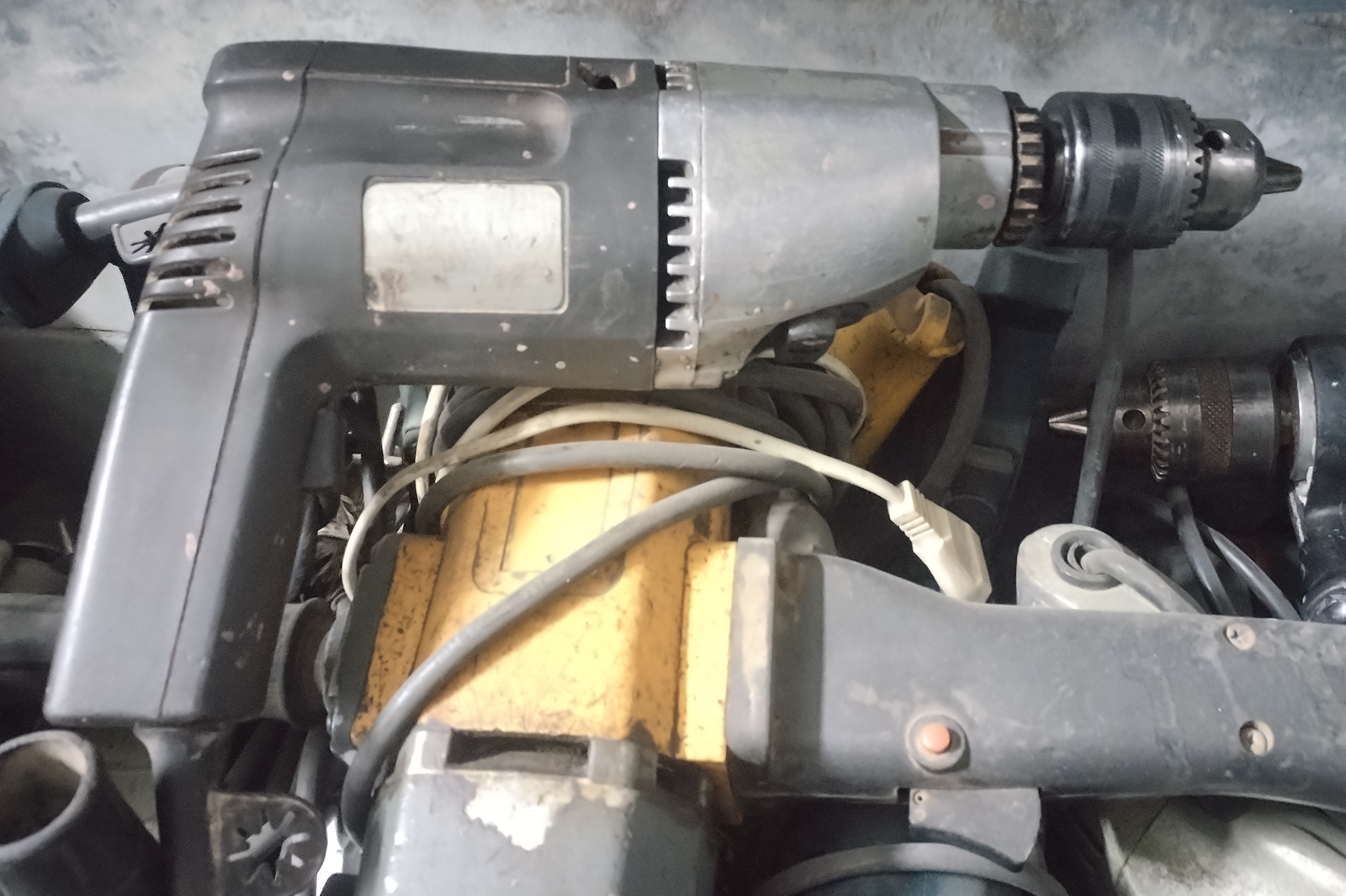 دریل گیربکسی 13 میلی متری 2 دور آاگ آلمان اصلی مدل AEG 7225 استوک