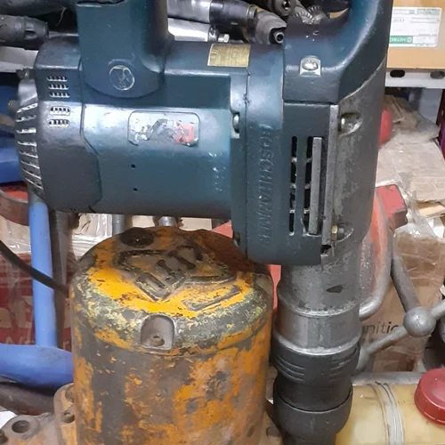 چکش تخریب 5 کیلوگرمی 5 شیار 1050 وات بوش آلمان اصلی(پلاک مشکی)مدل BOSCH 1388 استوک