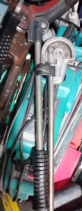 لوله خم کن روتنبرگر اسپانیا ۱۰ میلی متر مدل ROTHENBERGER 3/8 استوک