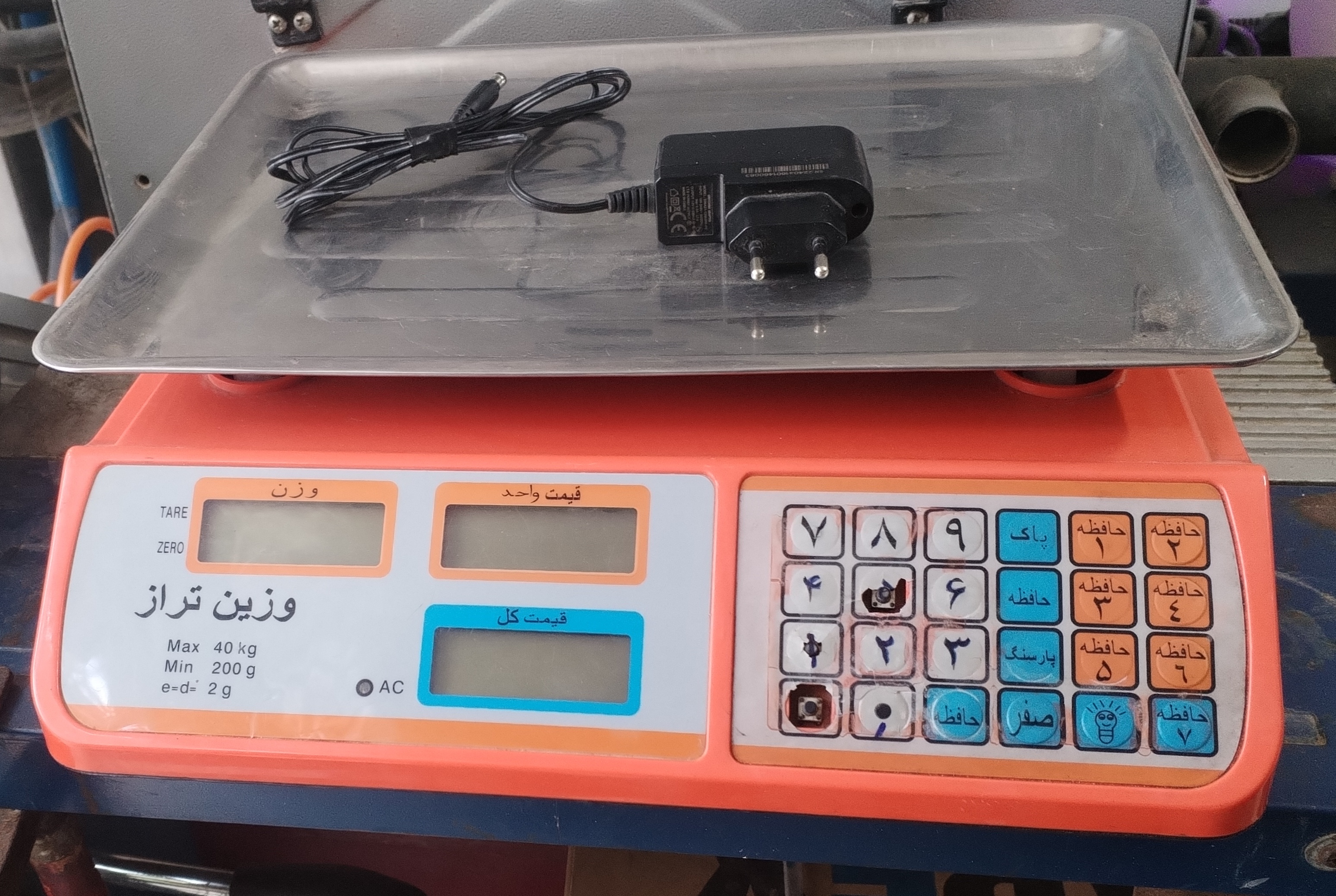 ترازو دیجیتال فروشگاهی نمایشگر دوطرفه وزین تراز مدل SB40 ظرفیت 40 کیلوگرم استوک