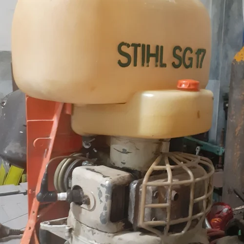 بلوور سم پاش پشتی موتوری بنزینی اشتیل آلمان اصلی مدل STIHL SG17 استوک