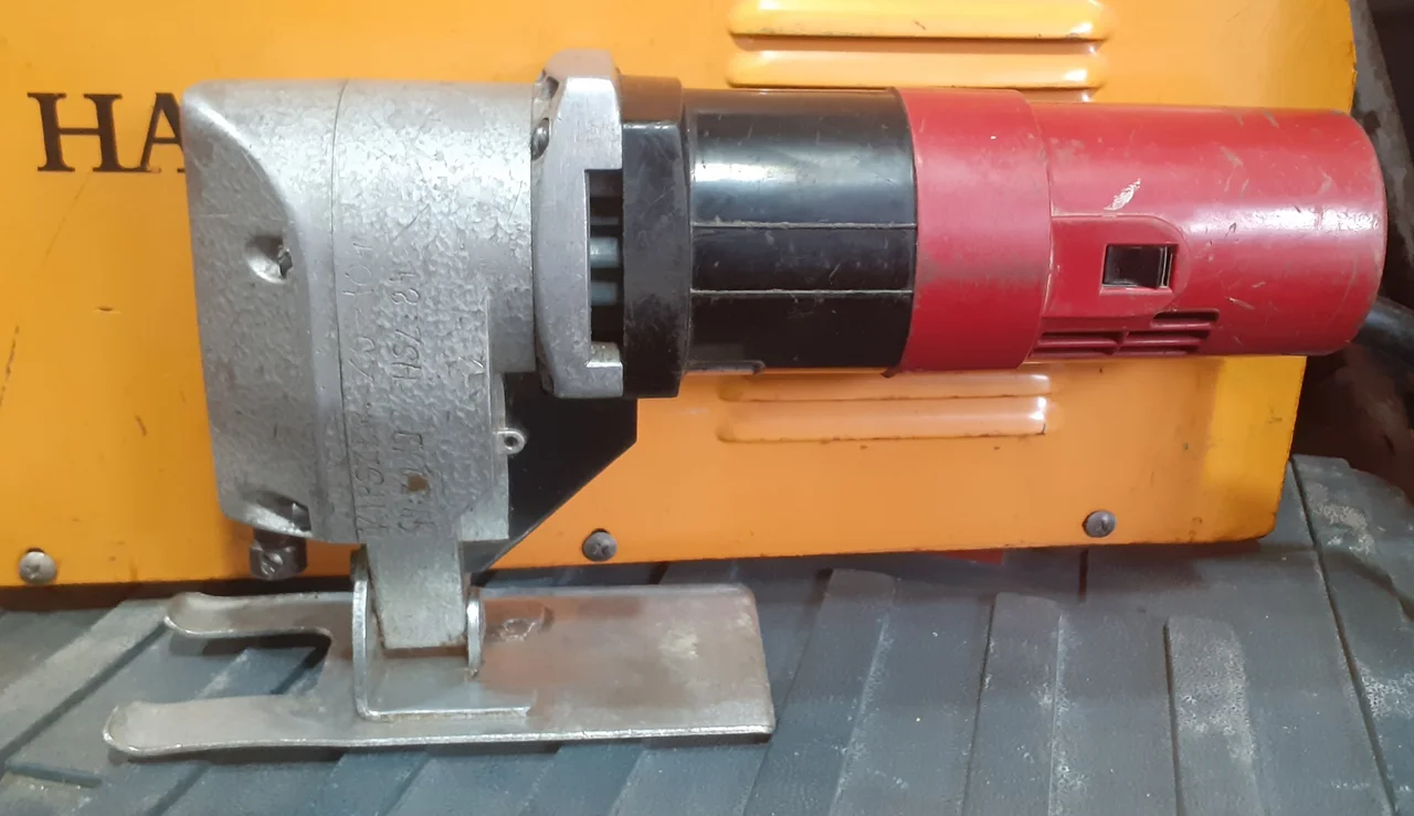 اره عمود بر و قیچی ورق بر دوکاره سوپر فلکس آلمان اصلی مدل SUPER FLEX ZS104A استوک